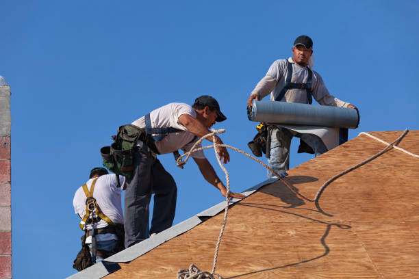 Best Roof Leak Repair  in Combined Locks, WI