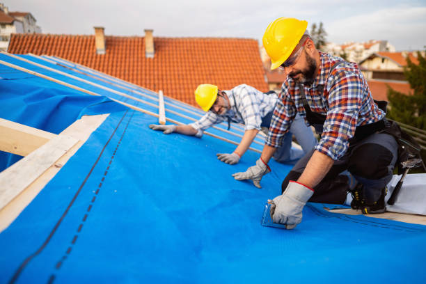 Best Metal Roofing Contractor  in Combined Locks, WI